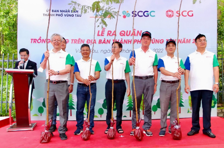 Đại diện SCG và UBND TP Vũng Tàu tại “Lễ ra quân trồng rừng trên địa bàn thành phố Vũng Tàu năm 2022”